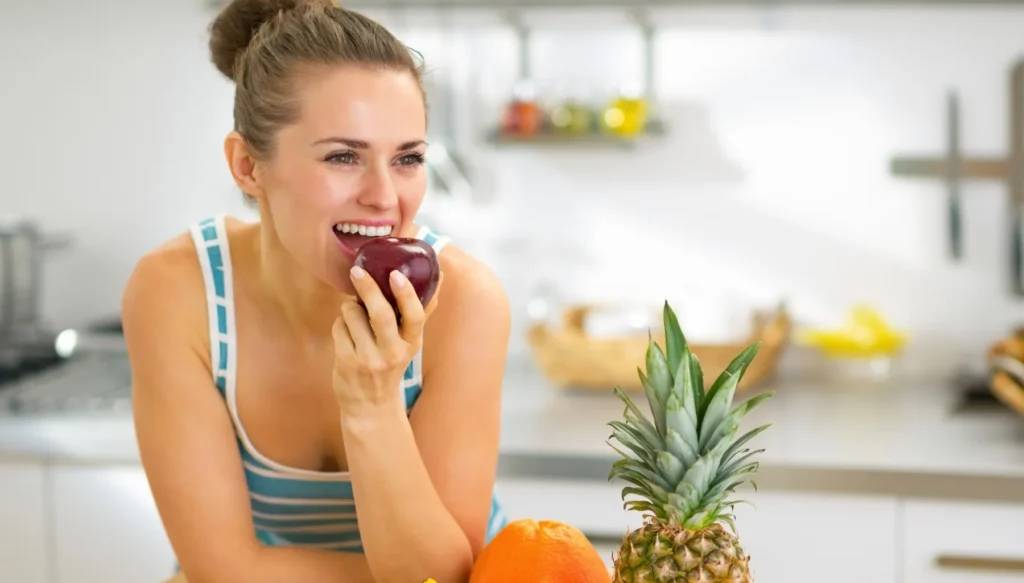 A maçã e a microbiota: qual a relação com a fome?